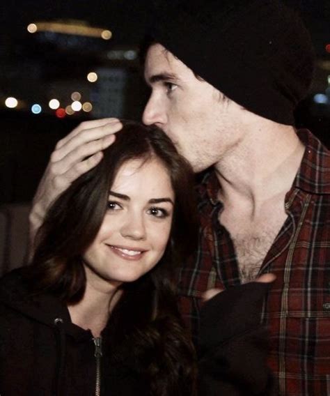 who is aria montgomery dating in real life